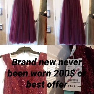 Prom dress never been worn